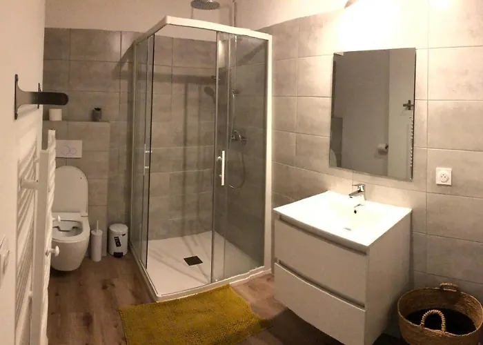 Fiori Di Cala Rossa * Lecci